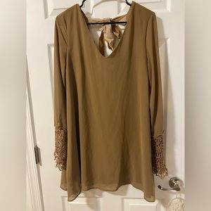 Umgee Dress Womens Size Large Tan V-back Ribbon Tie Closure Lace